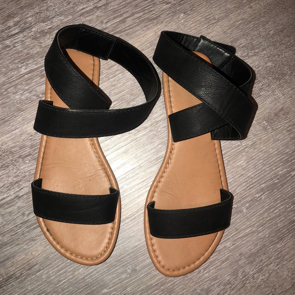 Black strap sandals